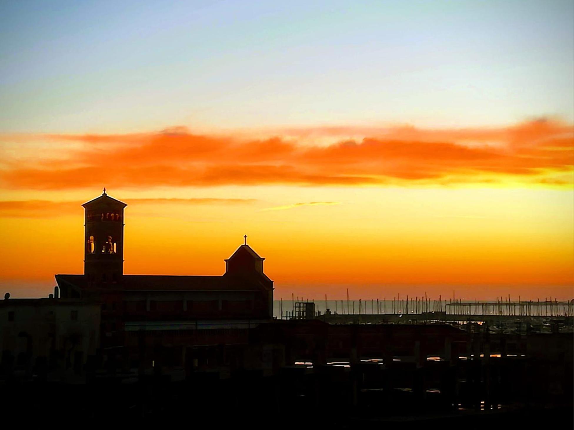 Bed and Breakfast A Casa Di Vale Nettuno Exterior foto